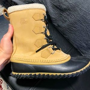 Sorel Out N About Plus boots.